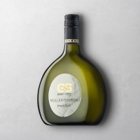 Müller-Thurgau Weißwein aus Franken Mundfein halbtrocken im Bocksbeutel